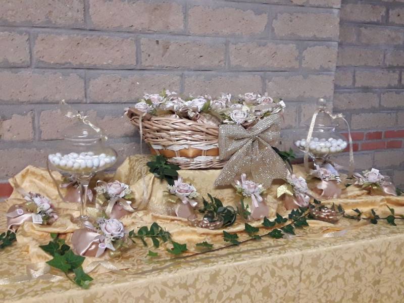 Ristorante per Compleanni, Feste di Laurea, Diciottesimi e Anniversari - Agriturismo Tenuta Quarto santa Croce